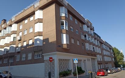 Vista exterior de Pis en venda en  Madrid Capital amb Terrassa