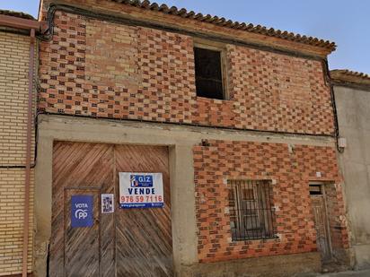 Vista exterior de Casa o xalet en venda en Boquiñeni amb Jardí privat