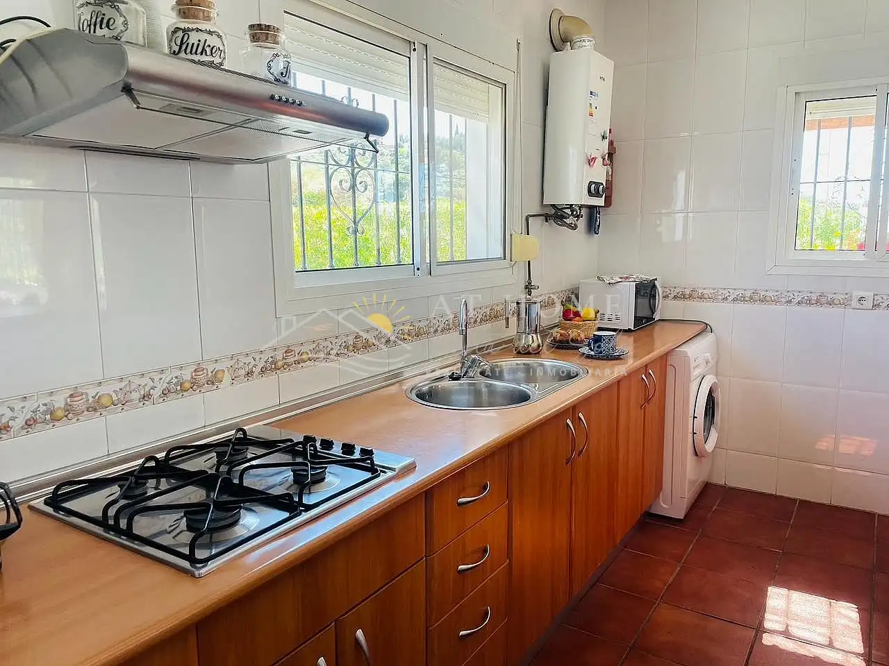 Cocina de Casa o chalet de alquiler en Torrox con Terraza, Piscina y Horno
