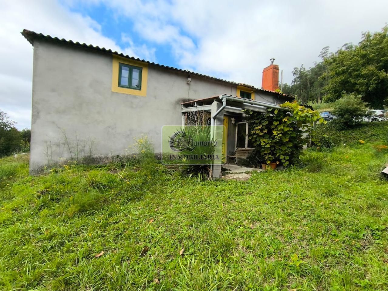 Vista exterior de Casa o xalet en venda en Narón amb Calefacció
