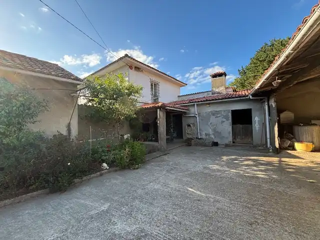Vista exterior de Finca rústica en venta en Narón con Calefacción, Jardín privado y Amueblado