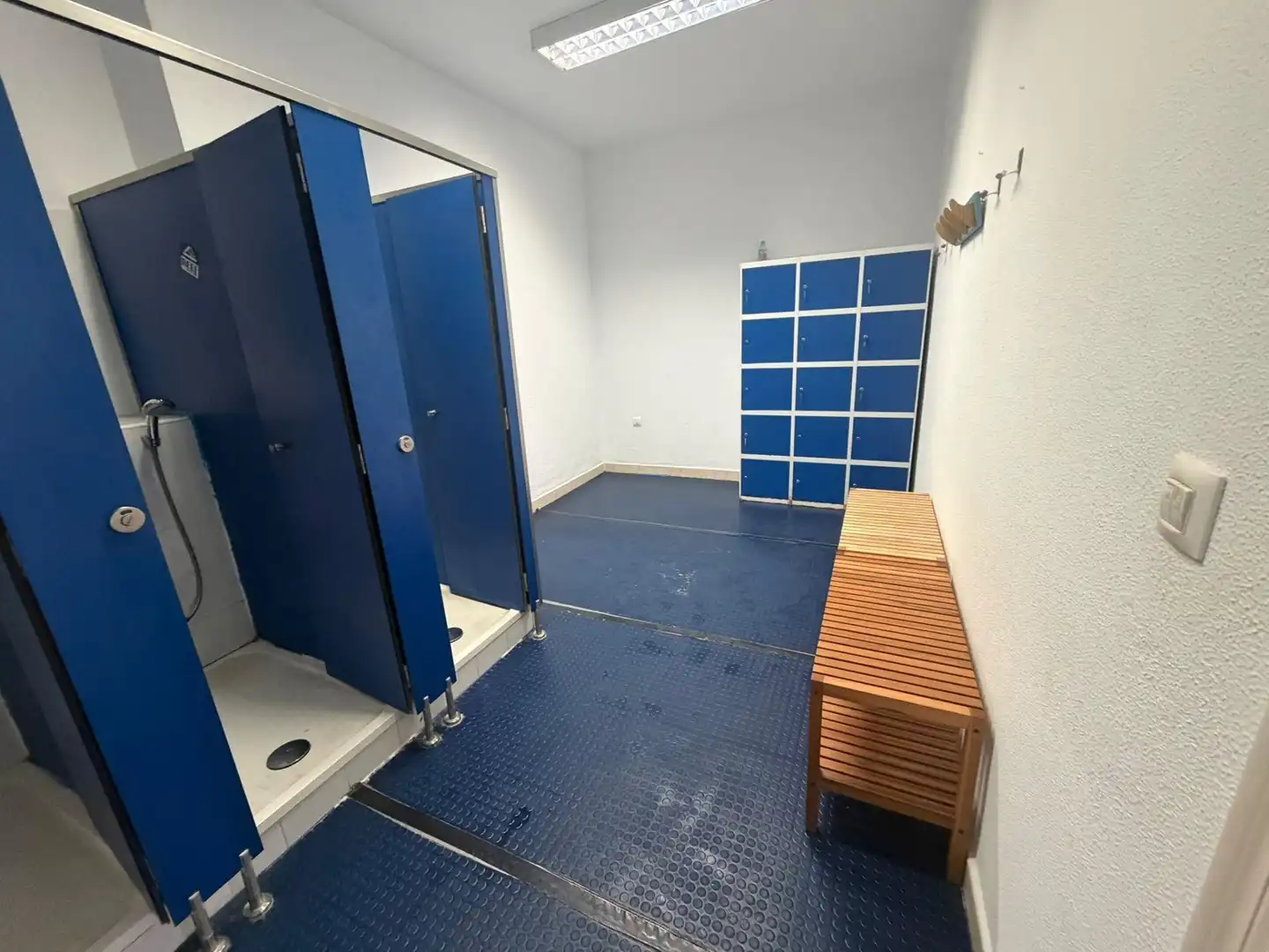 Baño de Local en venta en Cádiz