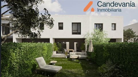 Foto 2 de Casa adosada en venta en Calle Mar Caspio, 54, Zuera, Zaragoza