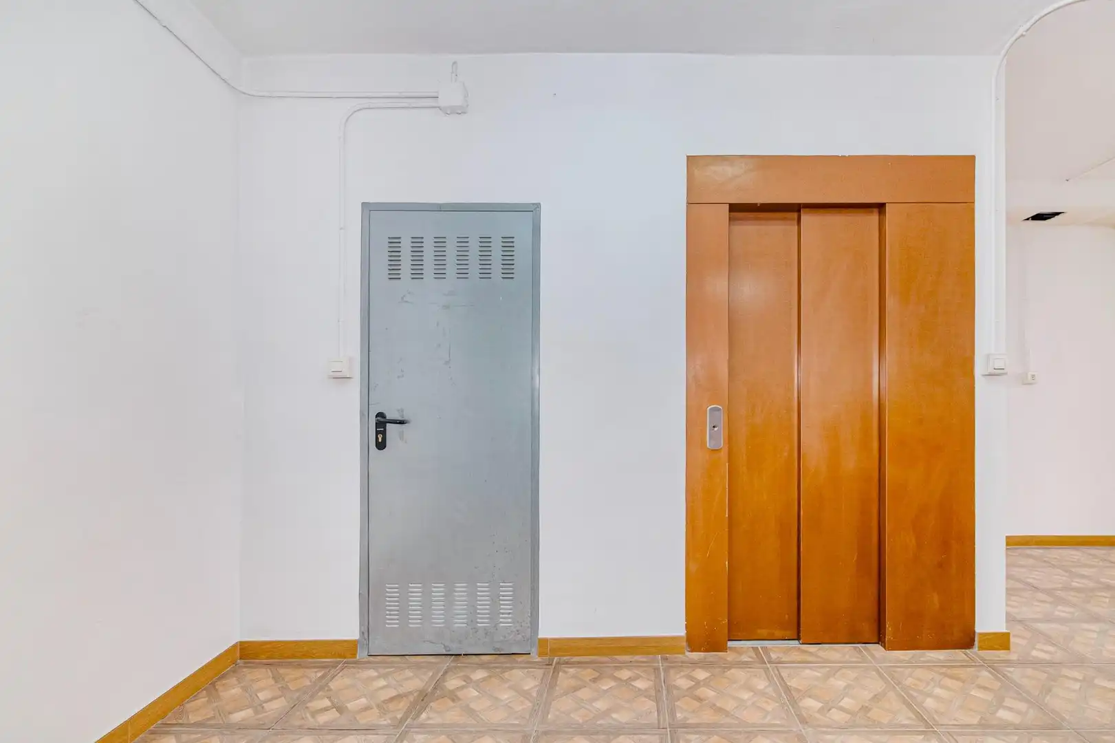 Edificio en venta en Íllora