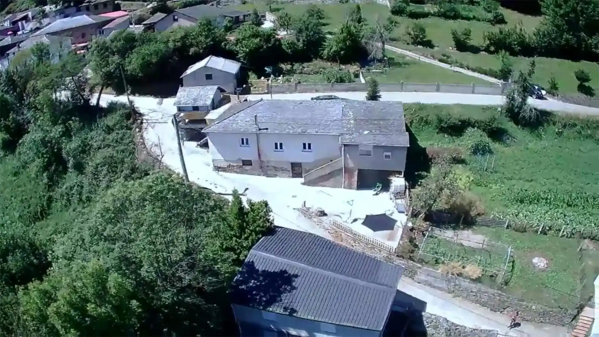 Vista exterior de Casa o chalet en venta en Cangas del Narcea