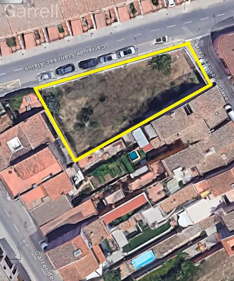 Terrenys i solars en venda a carrer Anselm Clave
