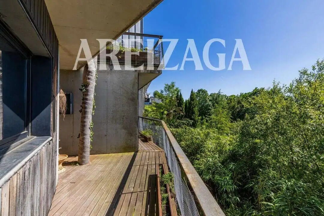 Vista exterior de Casa o chalet en venta en Donostia - San Sebastián  con Aire acondicionado, Calefacción y Jardín privado