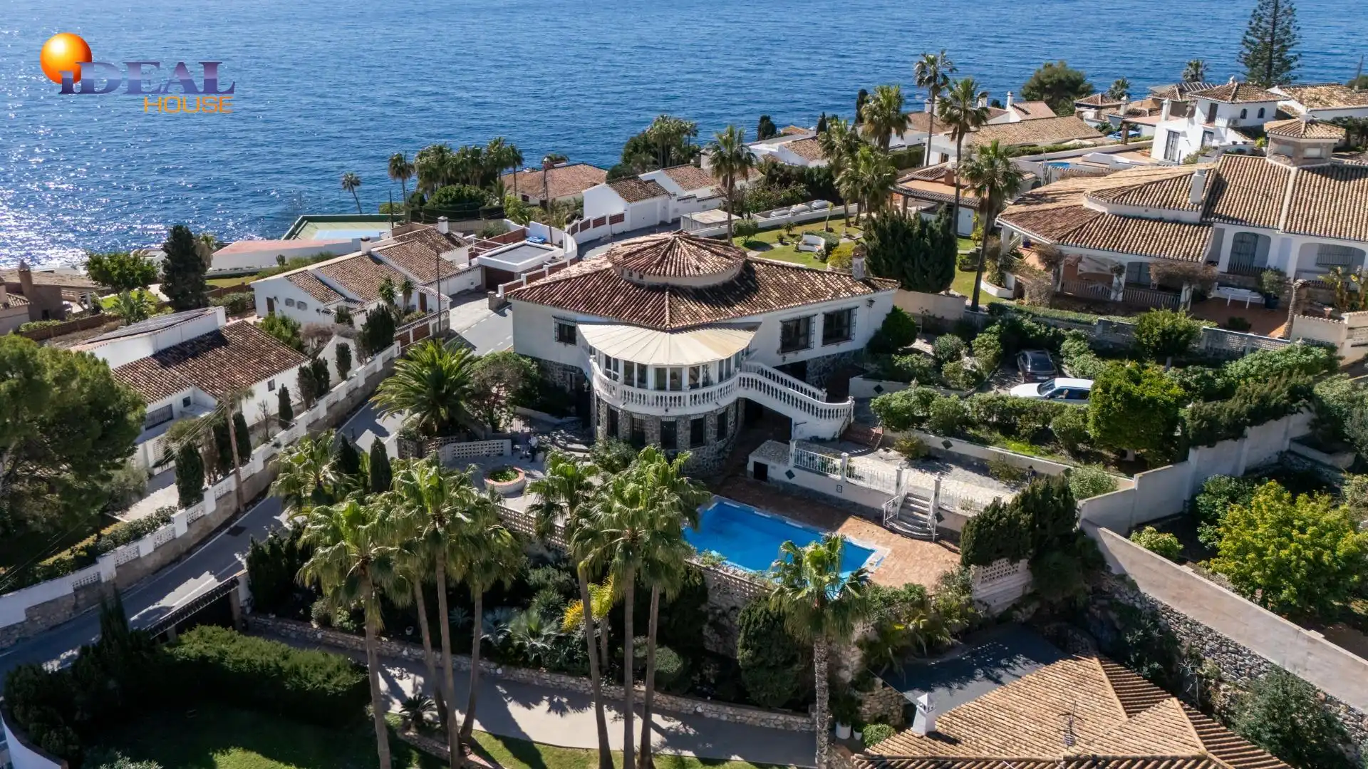 Vista exterior de Casa o chalet en venta en Almuñécar con Aire acondicionado, Jardín privado y Terraza