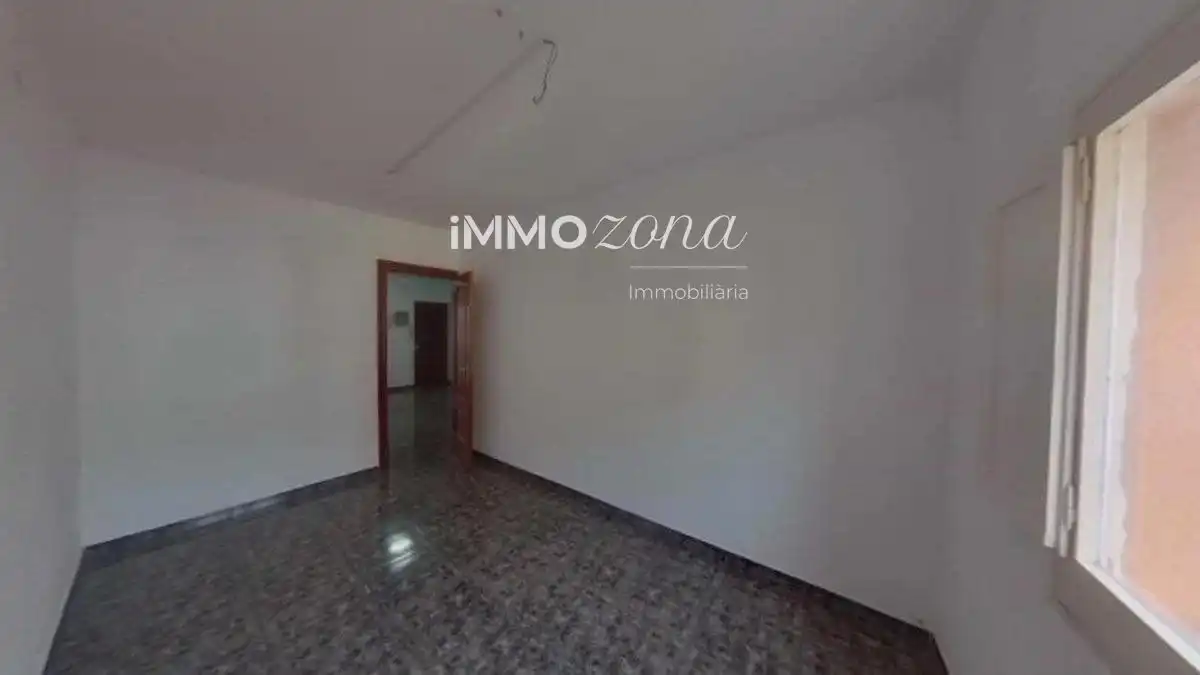 Living room of Apartments for sale in Cerdanyola