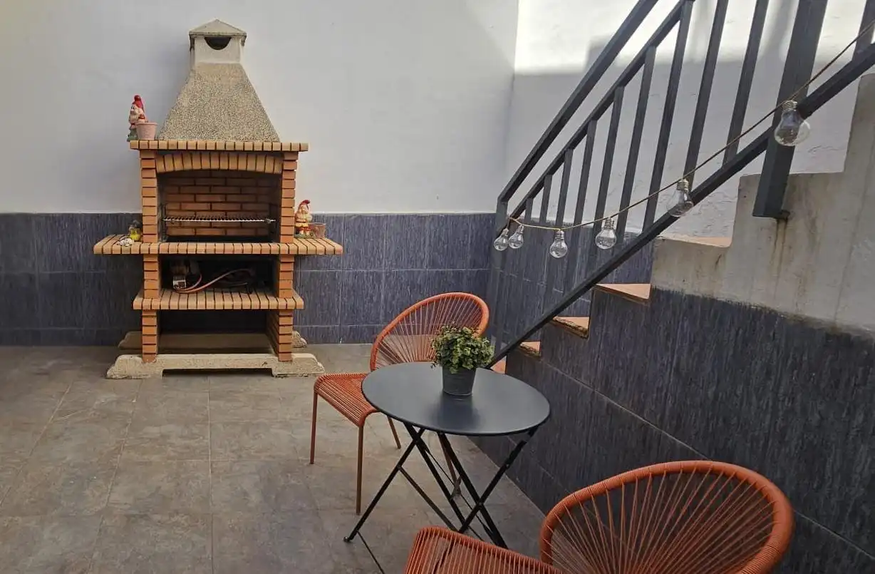 Terraza de Casa o chalet en venta en Sagunto / Sagunt con Calefacción, Terraza y Trastero