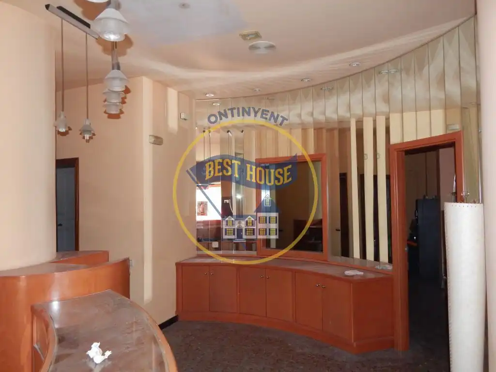Business premises to rent in Sant Josep - Zona Hospital, imagen 3