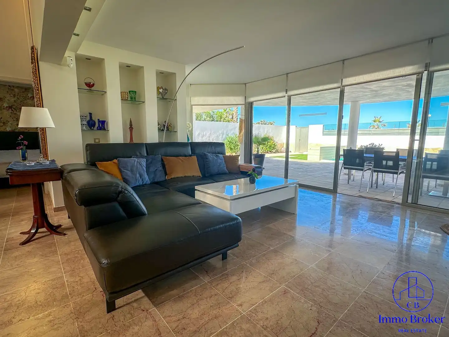 Sala de estar de Casa o chalet en venta en Arona con Aire acondicionado, Jardín privado y Trastero