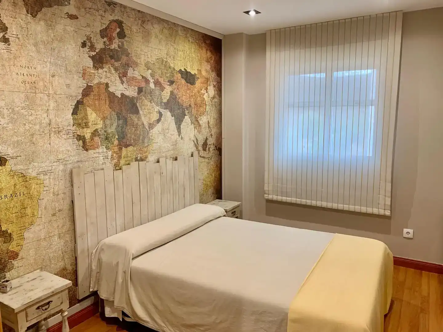 Habitación de Piso en venta en Plasencia con Aire acondicionado, Terraza y Balcón