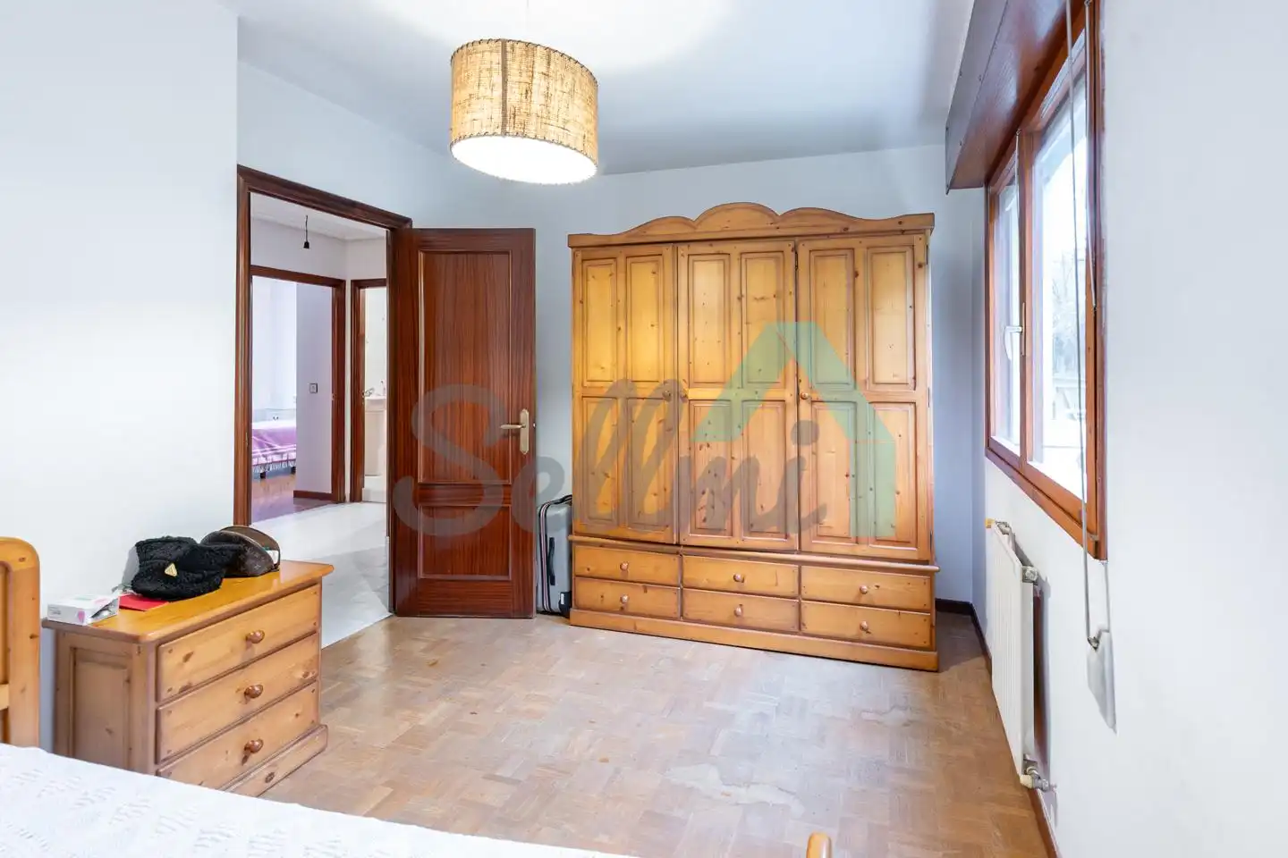Schlafzimmer von Wohnung zum Verkauf in Lena mit Heizung, Parkett und Terrasse