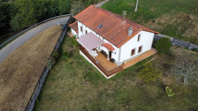 Casa-chalet en Venta en Vibaña - Ardisana - Caldueño