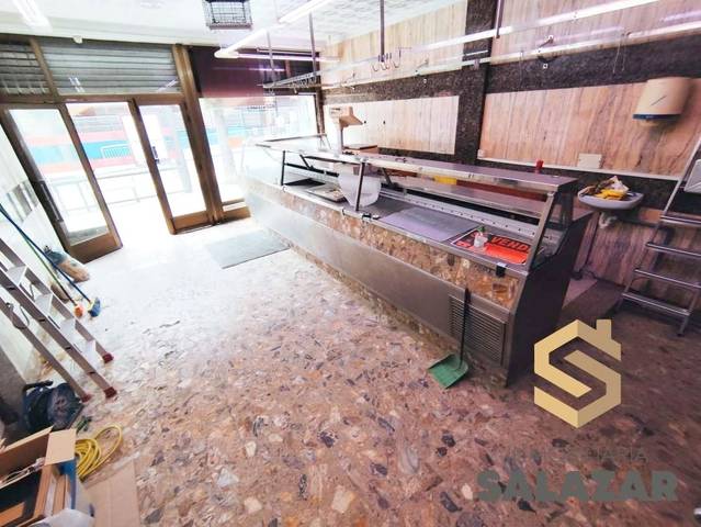 Local comercial en Alquiler en San Adrián