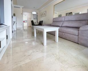 Living room of Apartment to rent in Marbella  with Air Conditioner, Terrace and Swimming Pool