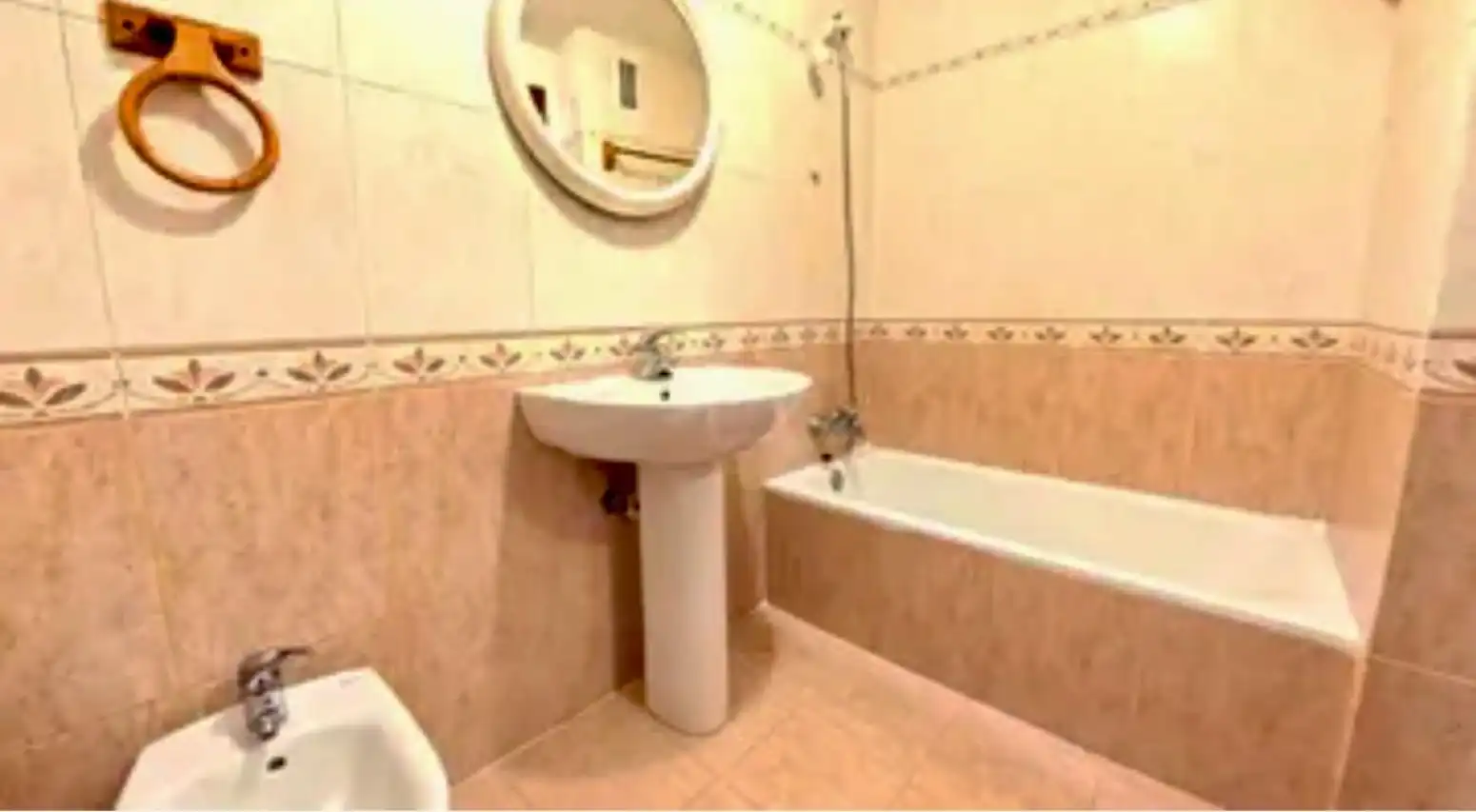 Bathroom of Flat for sale in  Logroño  with Heating and Balcony
