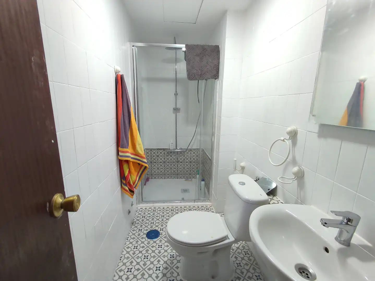 Badezimmer von Wohnung zur Miete in Torremolinos mit Klimaanlage, Heizung und Terrasse