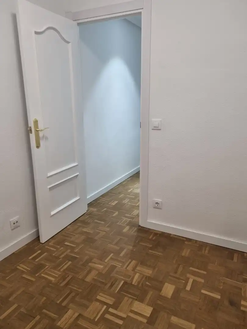 Flat for rent in Madrid  with Air Conditioner, Heating and Parquet flooring