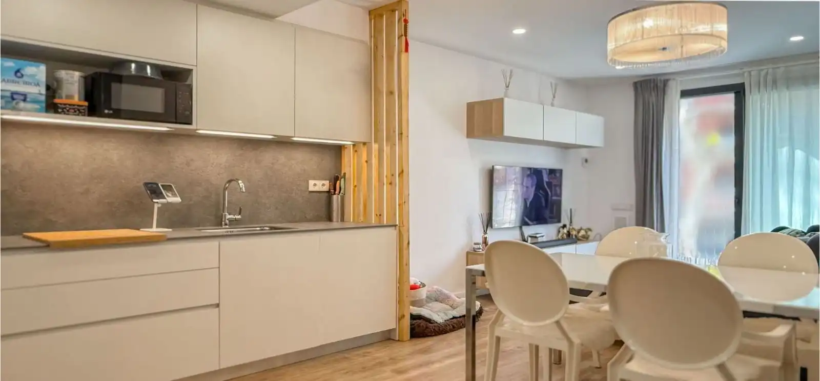 Cocina de Piso en venta en Sant Boi de Llobregat con Aire acondicionado, Calefacción y Trastero