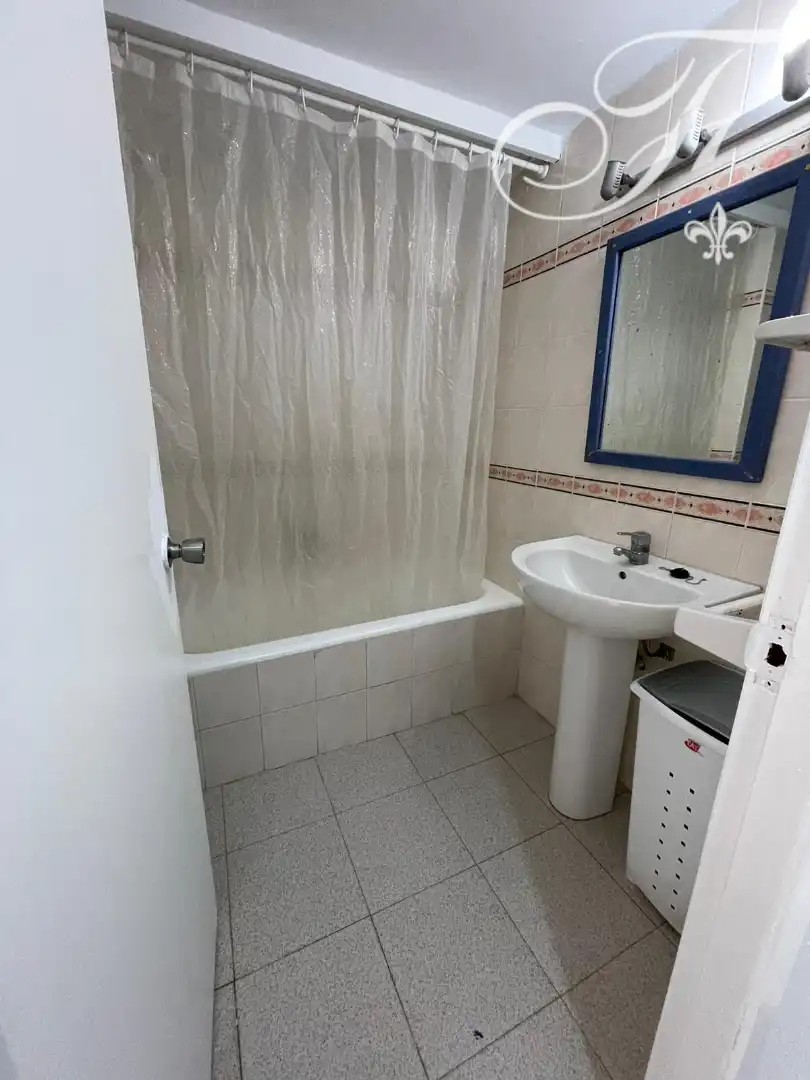 Baño de Piso en venta en Sant Josep de sa Talaia con Aire acondicionado, Amueblado y Balcón