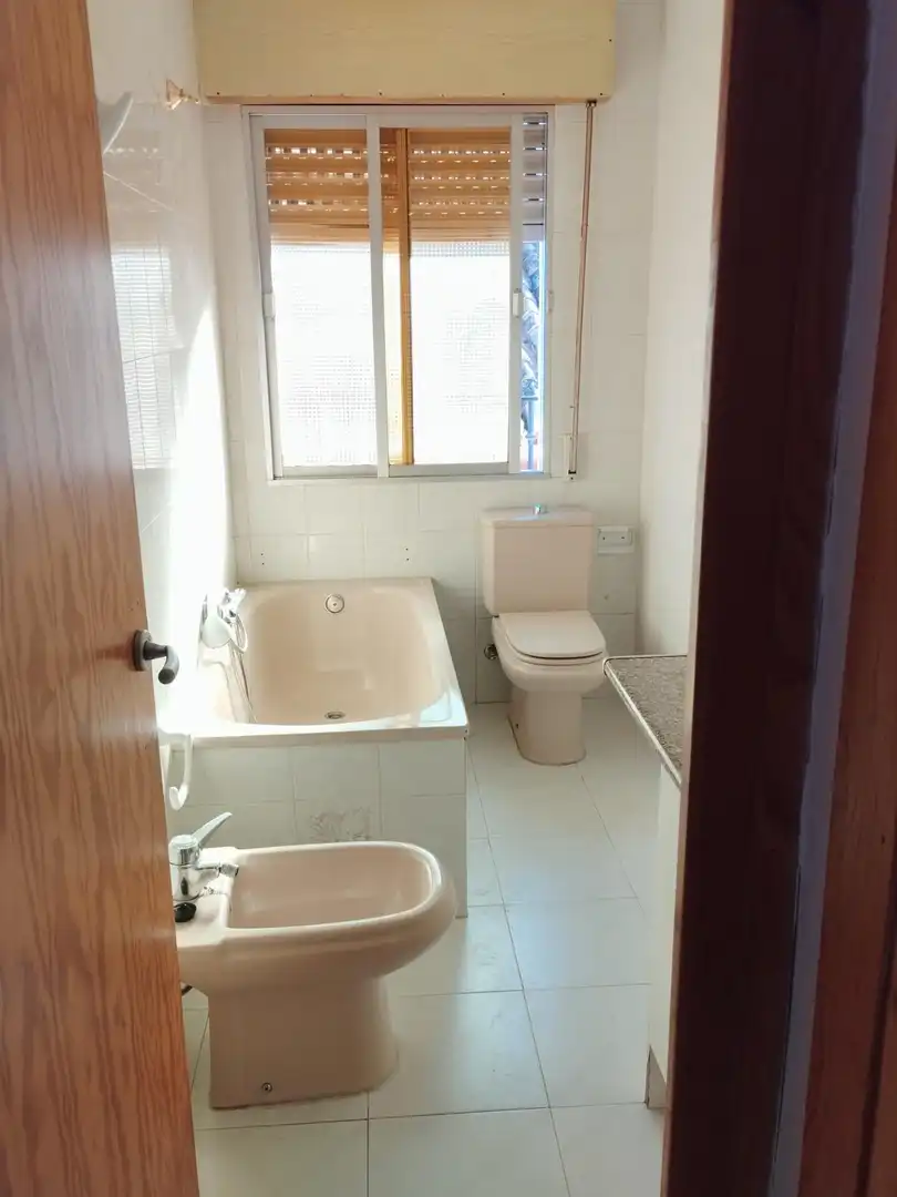 Bathroom of Flat for rent in Villa de Otura, Granada
