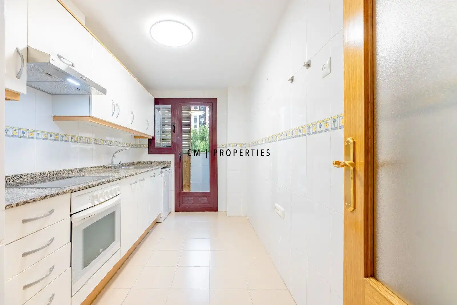Kitchen of Flat for rent in Valencia  with Air Conditioner, Heating and Terrace