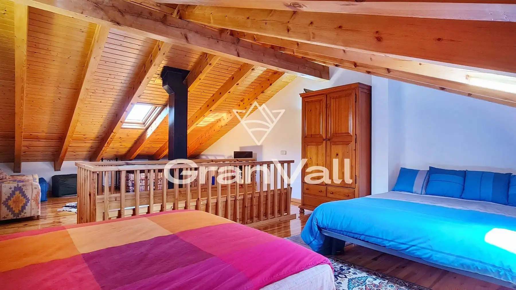 Dormitori de Casa adosada en venda en Puigcerdà amb Calefacció, Jardí privat i Parquet