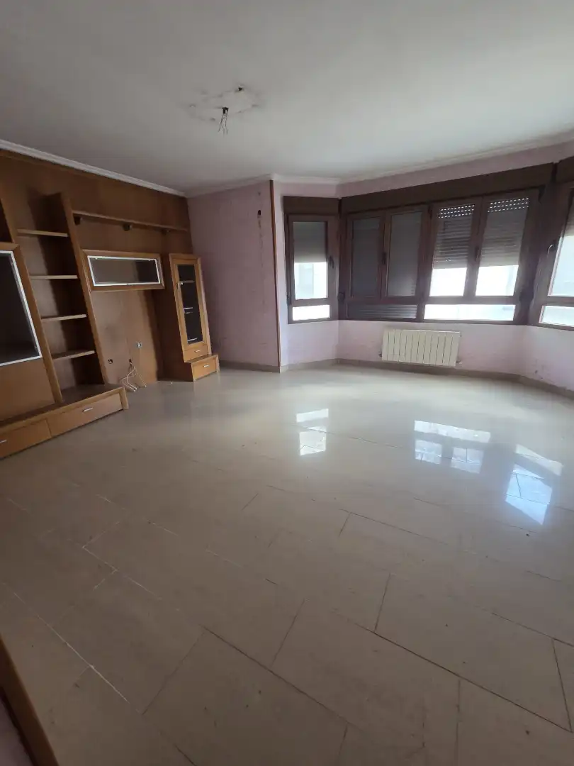 Sala de estar de Casa adosada en venta en Ocaña con Calefacción y Trastero