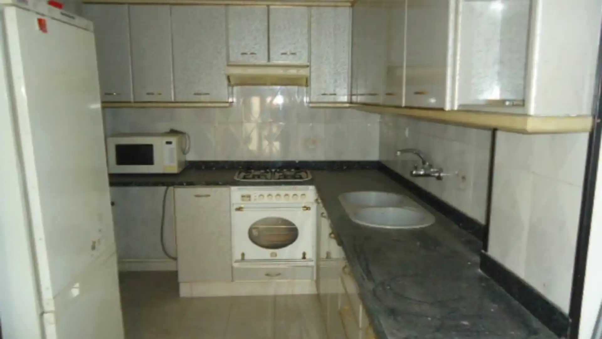 Cocina de Piso en venta en Manresa con Calefacción y Balcón