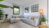 Sala d'estar de Casa o xalet en venda en Castellnou de Bages amb Aire condicionat i Terrassa