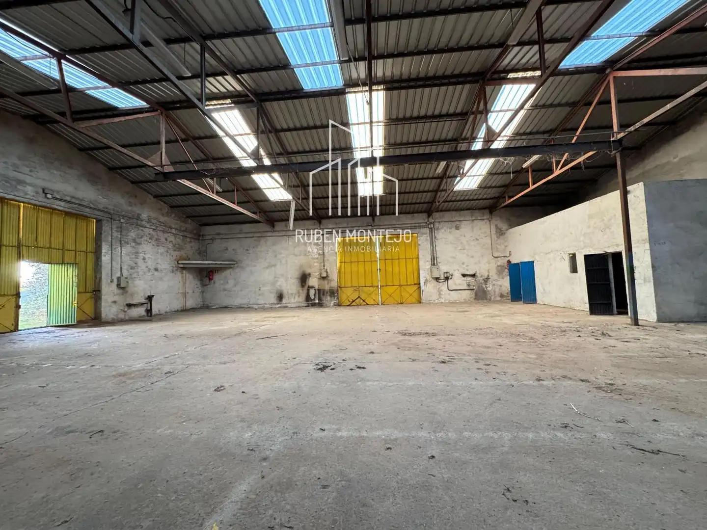 Exterior view of Land for sale in Espino de la Orbada