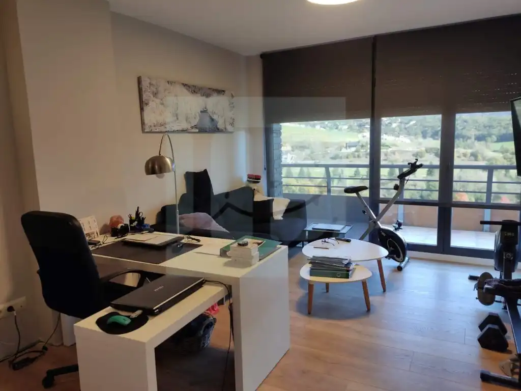 Sala d'estar de Dúplex en venda en Montferrer i Castellbò