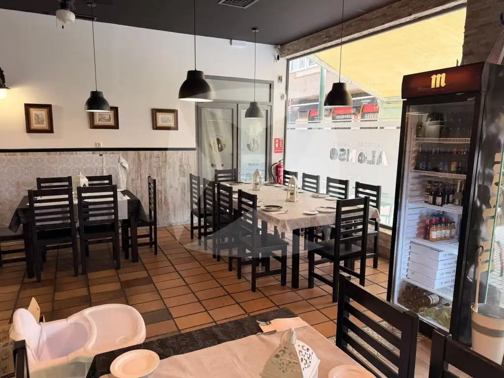 Commercial properties for sale in Badajoz  with Air Conditioner