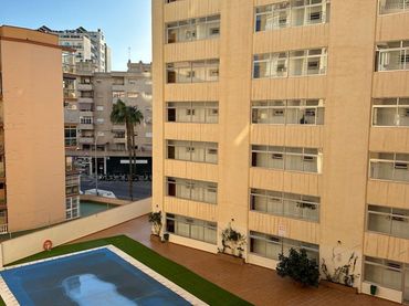 Estudi amb piscina en venda a ISABEL MANOJA 32