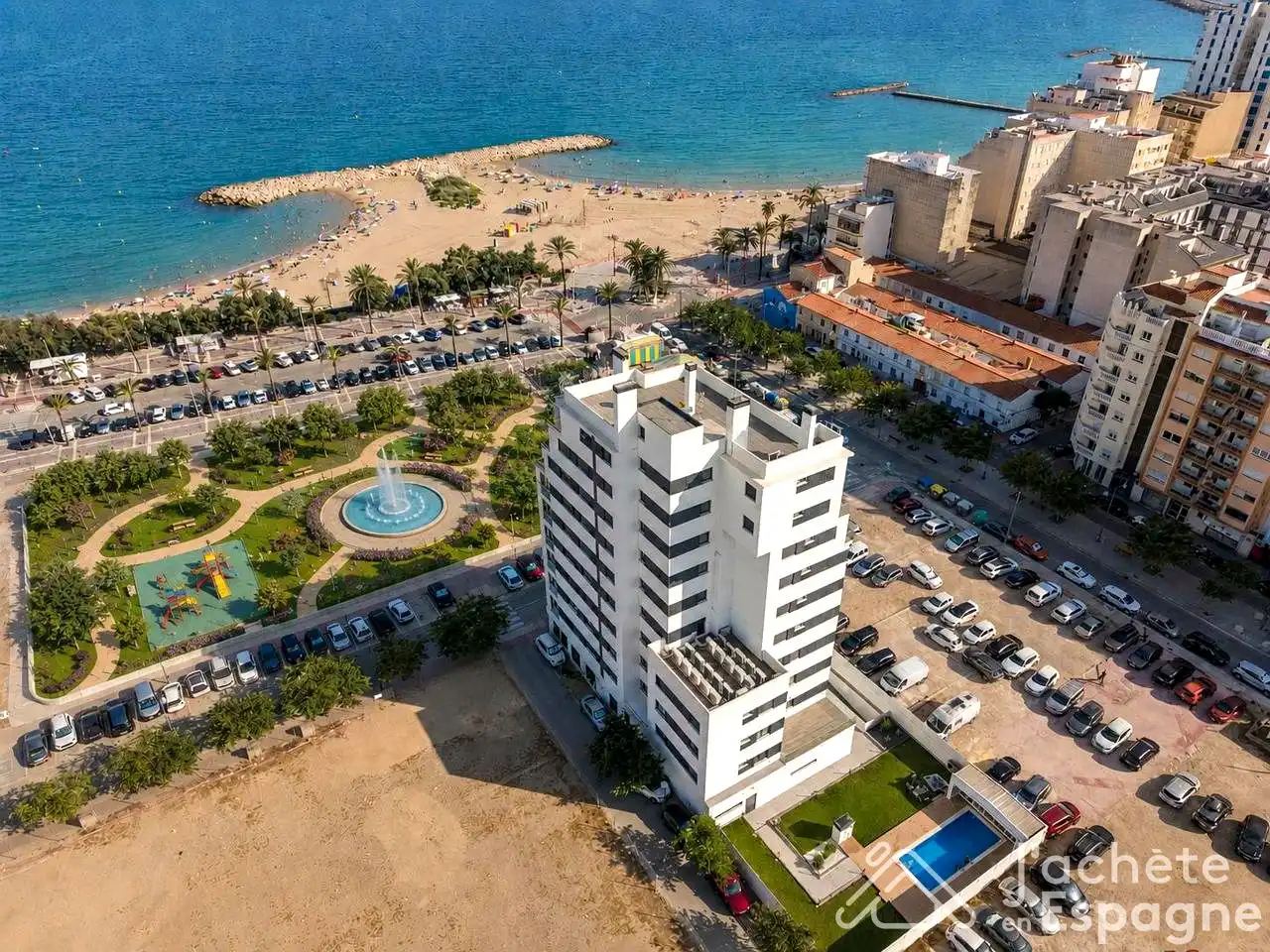 Appartamento con terrazza in vendita a Avinguda de l'Atlàntic