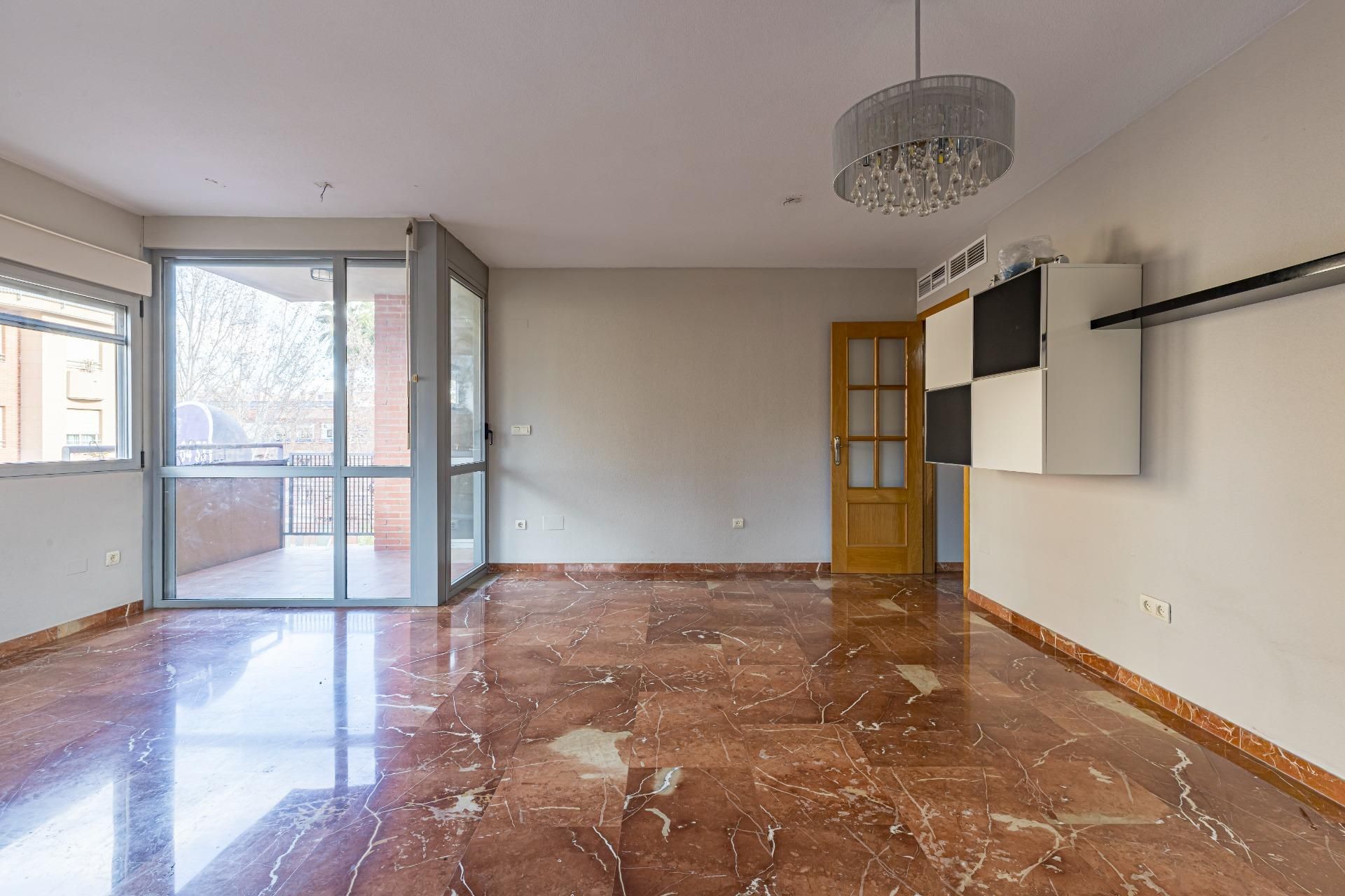 Piso en venta en  Murcia Capital con Aire acondicionado y Terraza