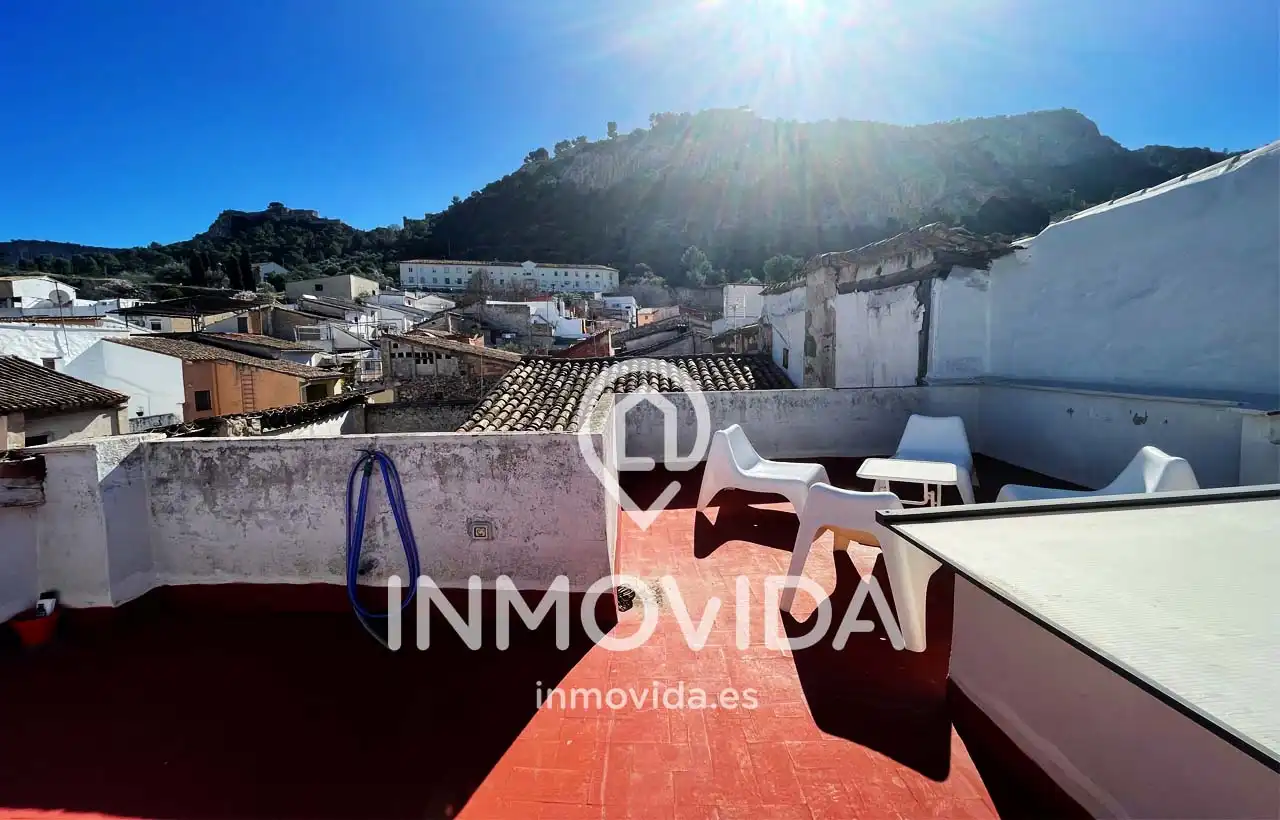 Vista exterior de Piso en venta en Xàtiva con Aire acondicionado, Terraza y Trastero