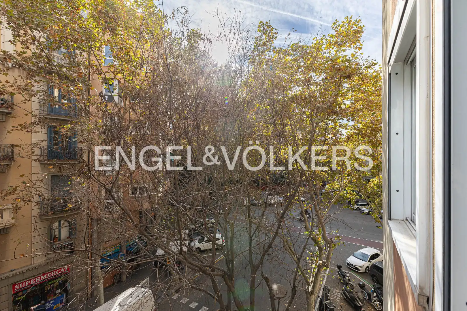 Vista exterior de Pis en venda en Barcelona amb Aire condicionat, Calefacció i Parquet