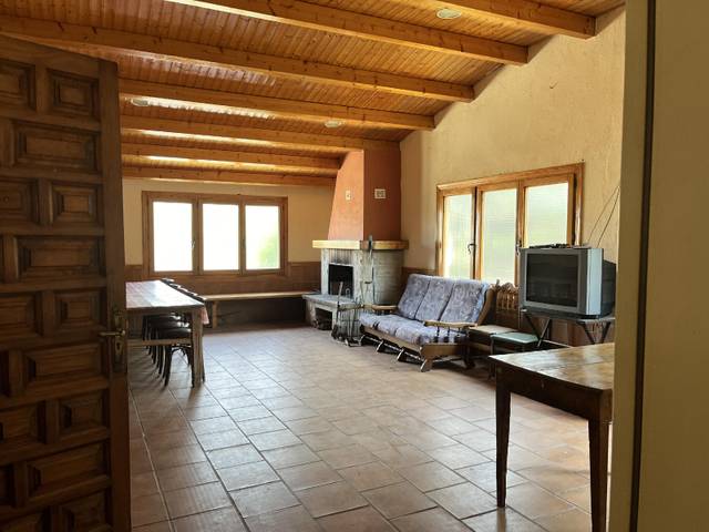 Nave industrial en Venta en Benabarre