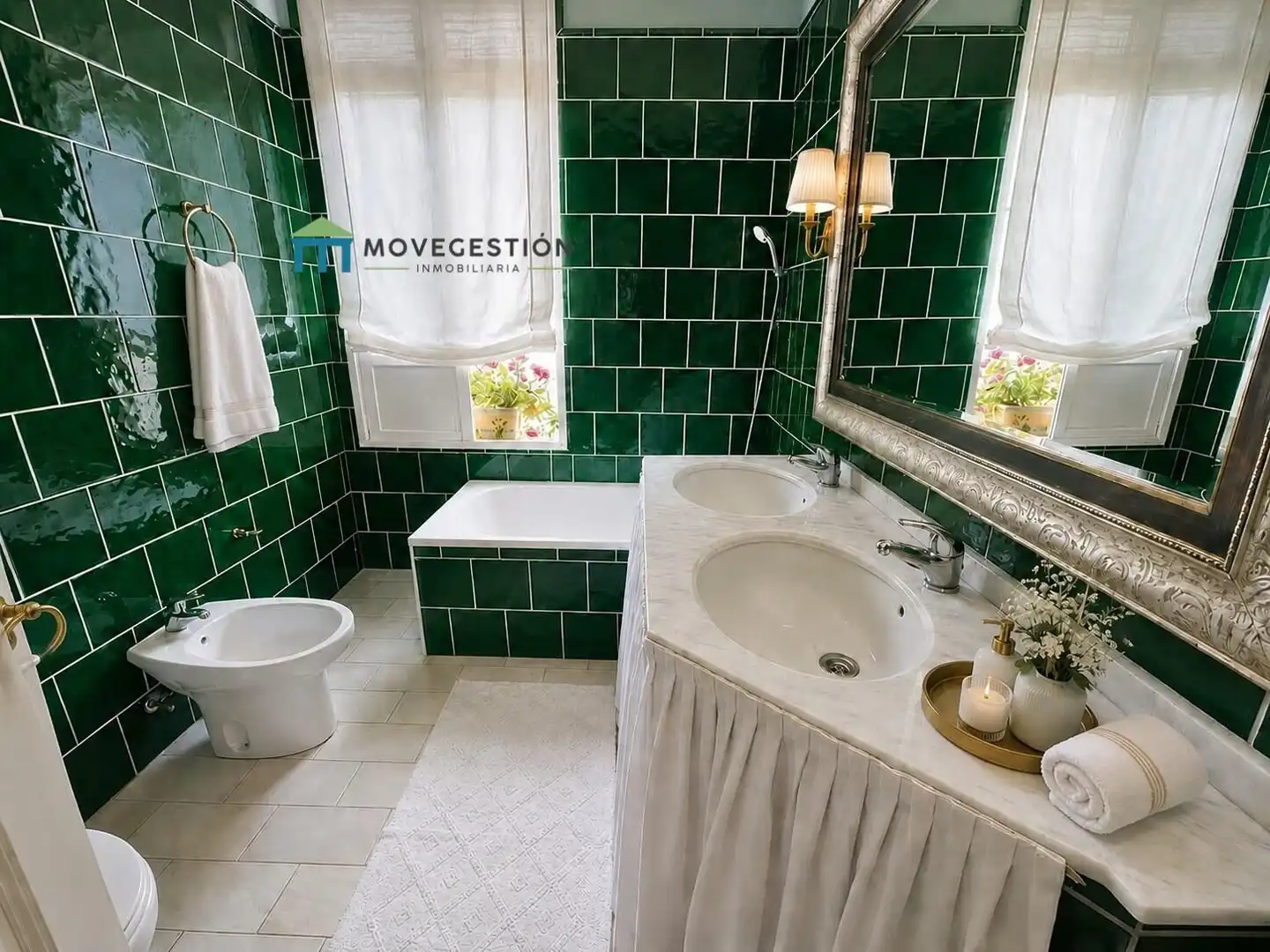 Baño de Piso en venta en Ubrique con Terraza