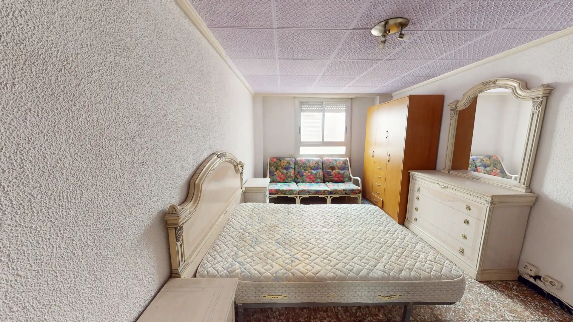 Bedroom of Flat for sale in Elche / Elx  with Furnished