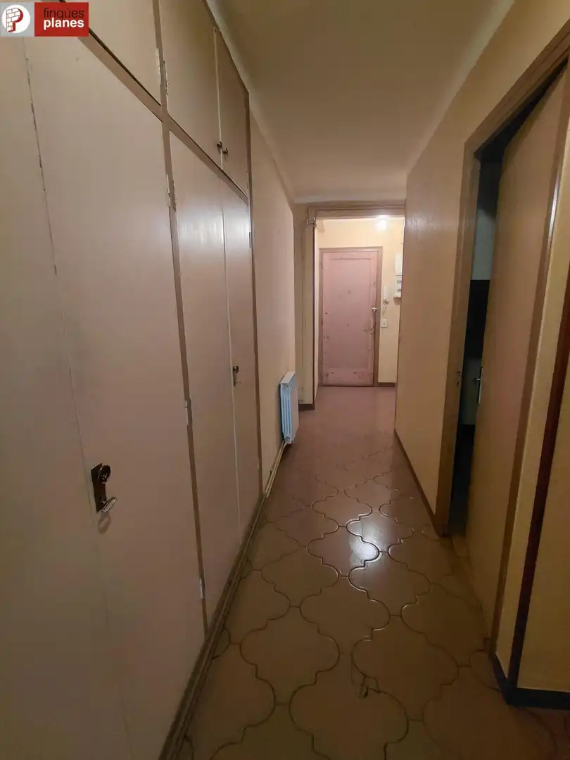 Piso en venta en La Seu d'Urgell con Calefacción, Terraza y Trastero
