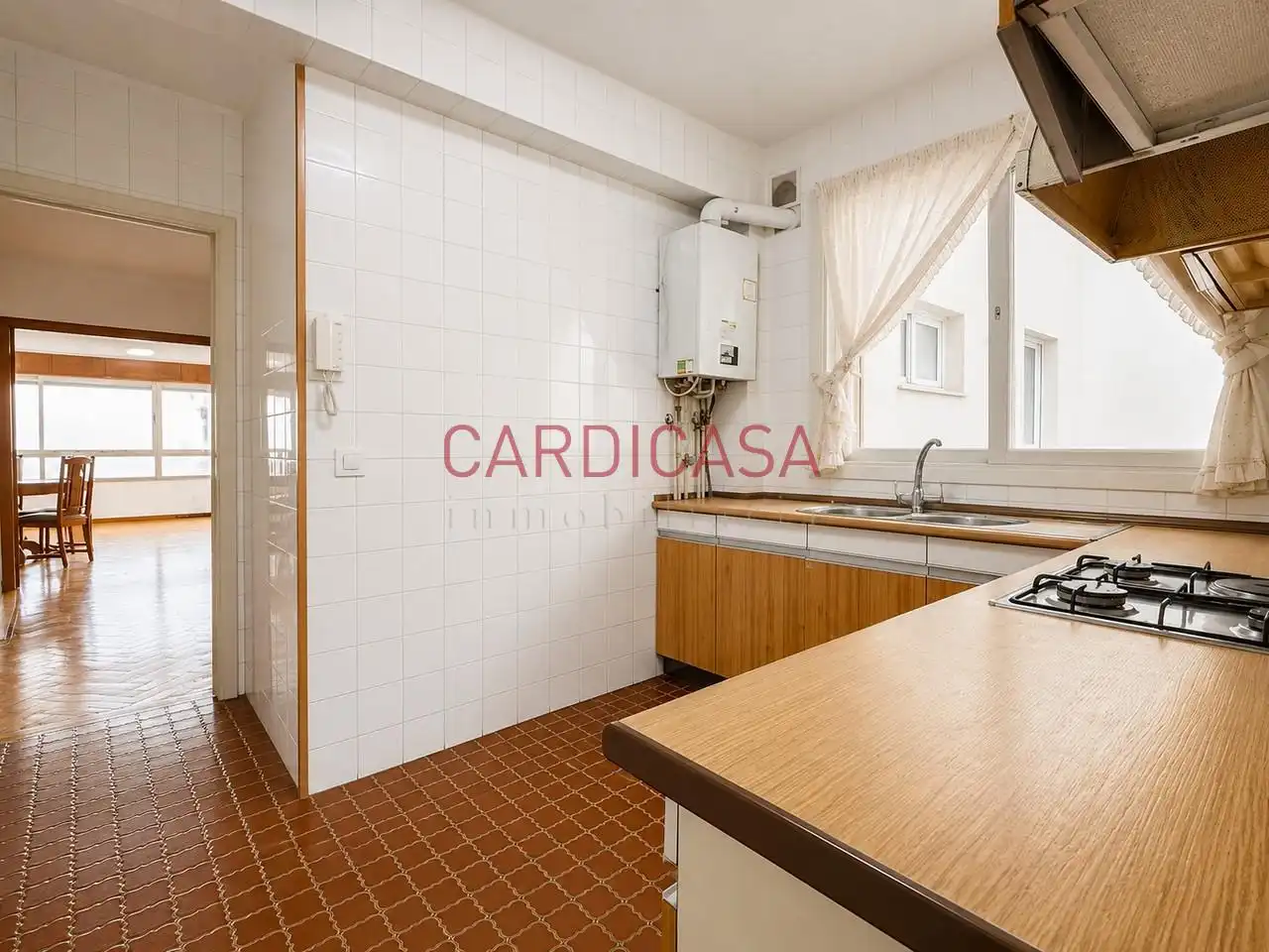 Cocina de Piso en venta en Vigo  con Calefacción, Parquet y Terraza