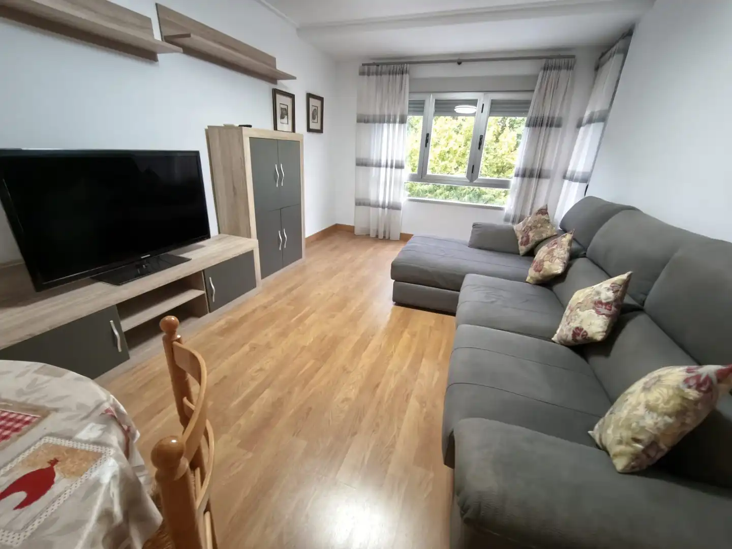 Flat with terrace to rent in Paseo Circunvalación