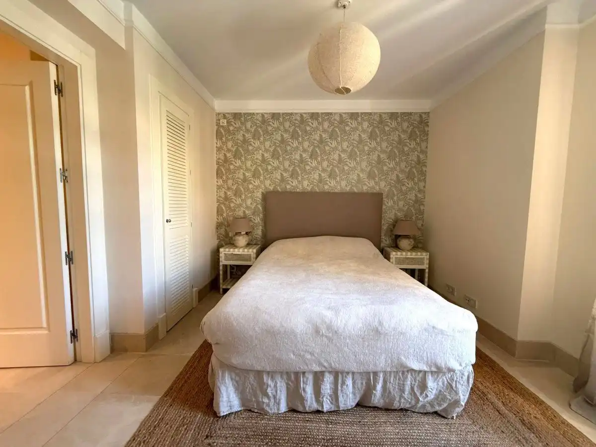 Bedroom of Apartments for rent in Sotogrande  with Air Conditioner, Heating and Terrace
