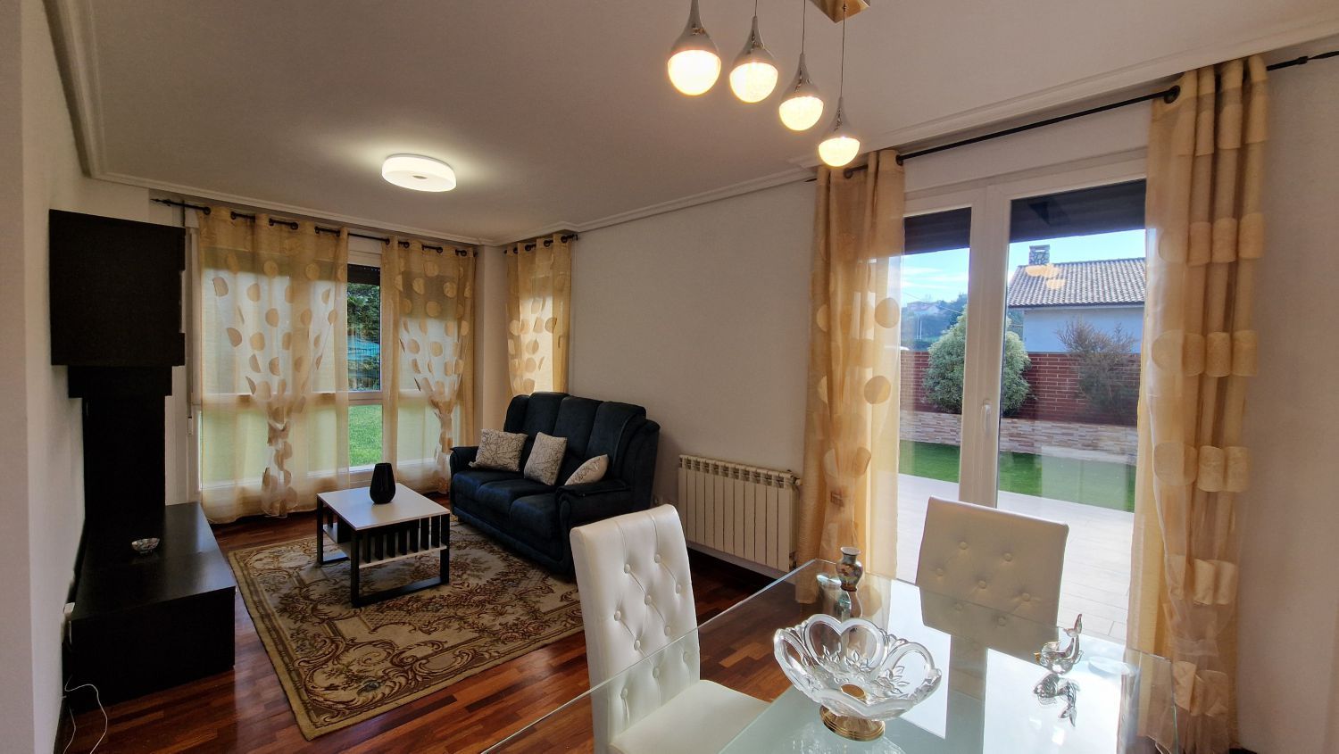 Sala d'estar de Pis en venda en Polanco amb Calefacció, Terrassa i Traster