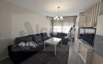 Living room of Flat for sale in  Sevilla Capital