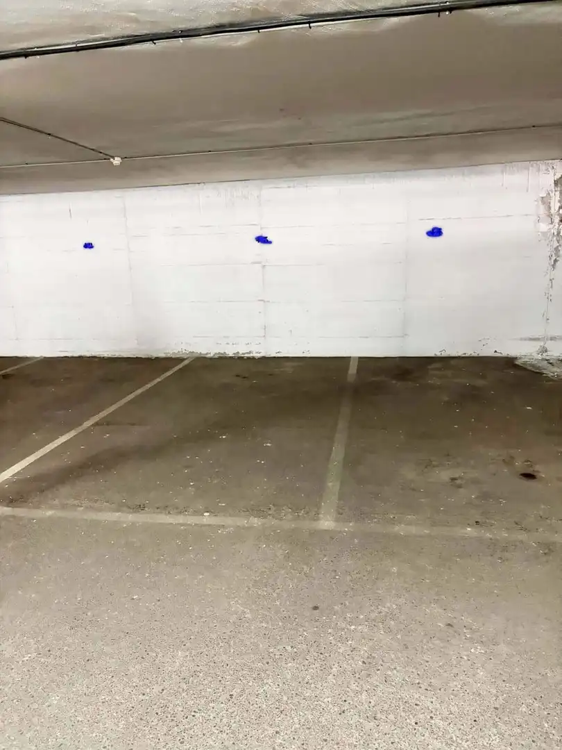 Parking de Piso en venta en Alicante / Alacant con Aire acondicionado, Trastero y Piscina